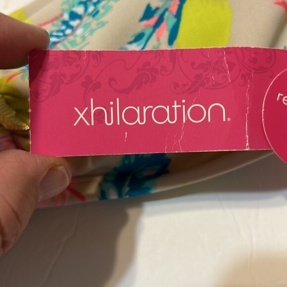 XHILARATION Size Small Swim Bikini Top Tan Pink Blue Feathers Removable Pads NWT - Picture 5 of 10